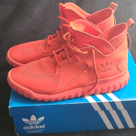 Adidas - Picture 6 of 6